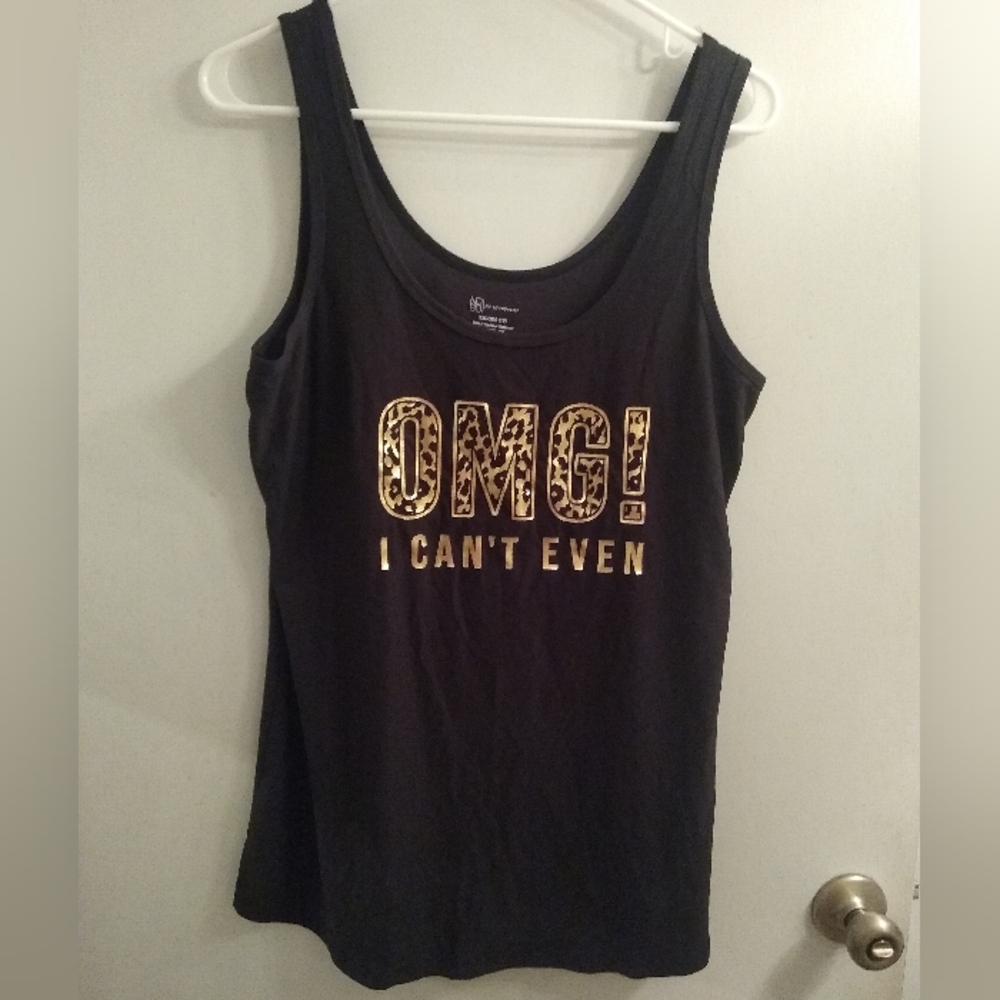 Graphic Tank Black Animal Print Graphic EUC